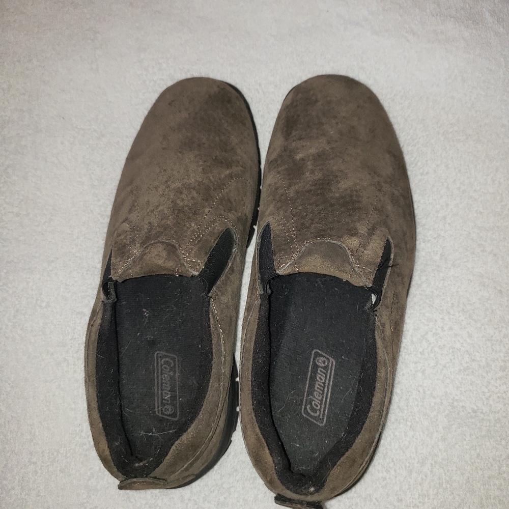 Coleman walking shoes
